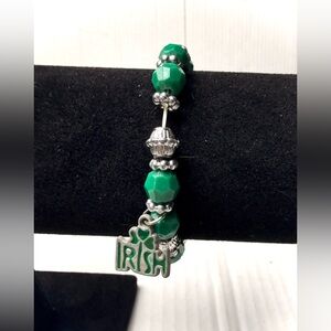 St.Patrick’s Day Bracelet Green Leaf Charm Bracelet Women Handmade Irish Stretch